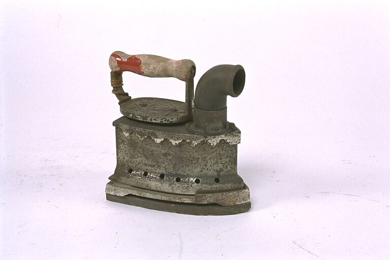 スミビアイロン