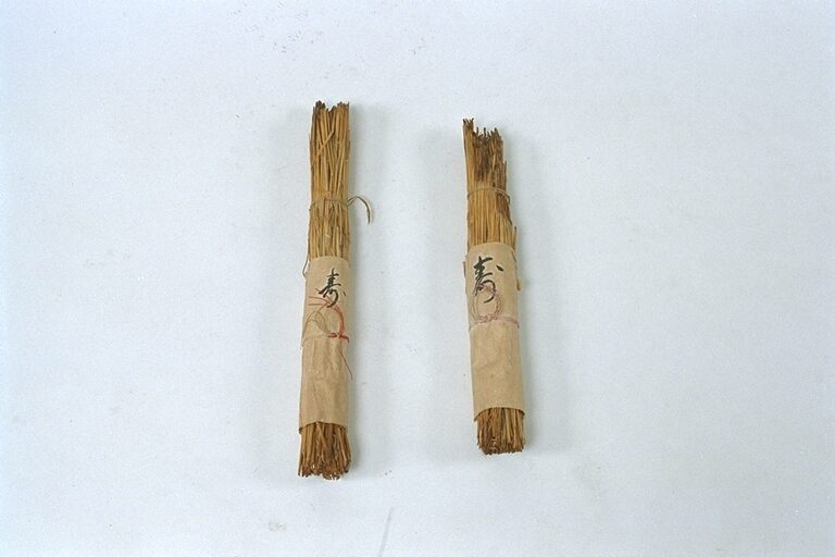 コンレイノヒノタキビノワラタバ